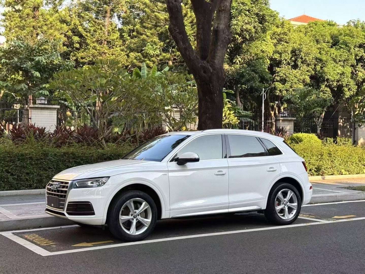 Audi Q5L 2018 40TFSI Honor Edition Advance
