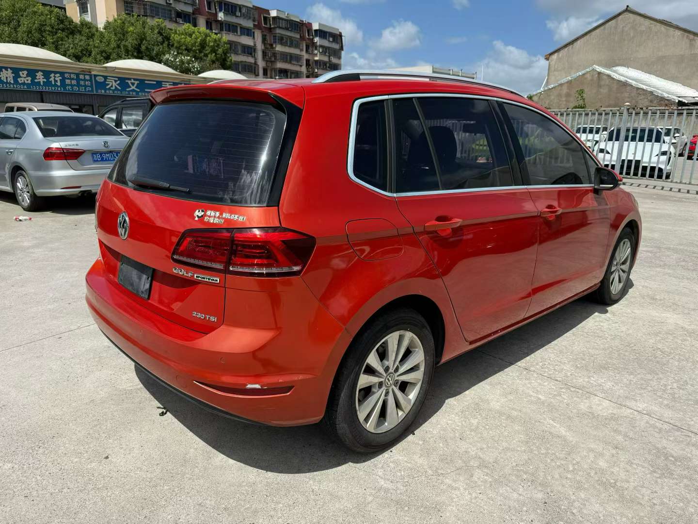 Volkswagen Golf Alltrack 1.4T Automatic 7