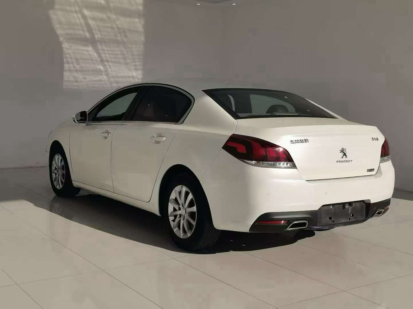 Peugeot 508 7