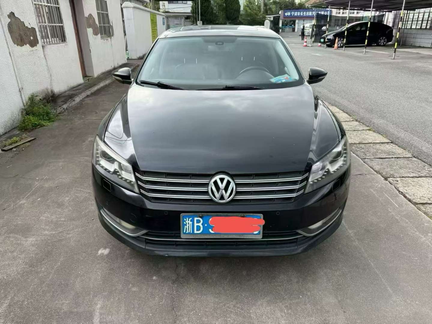 Volkswagen Passat 1.8T Premium Edition