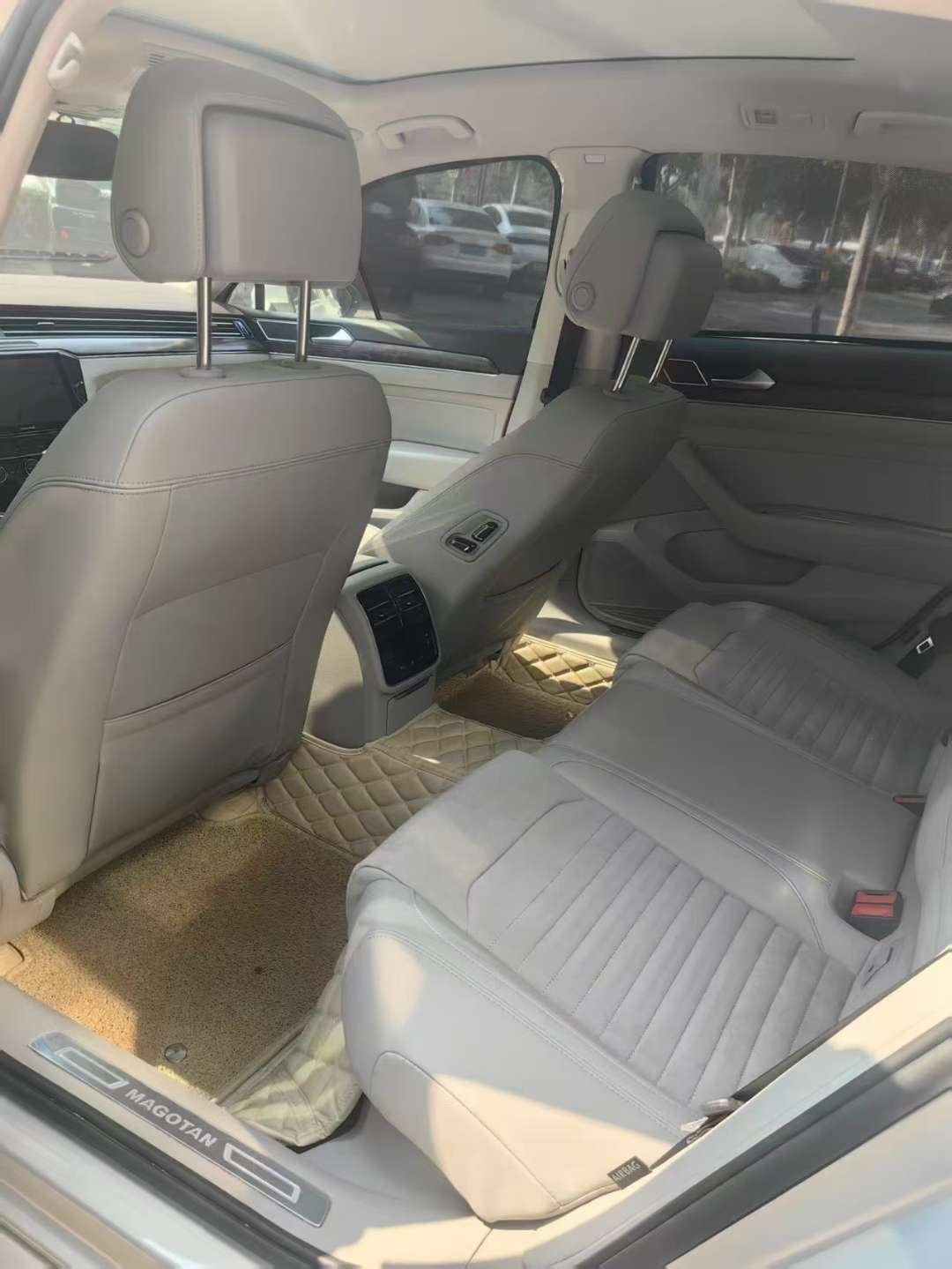 Volkswagen Magotan 330 Luxury 3