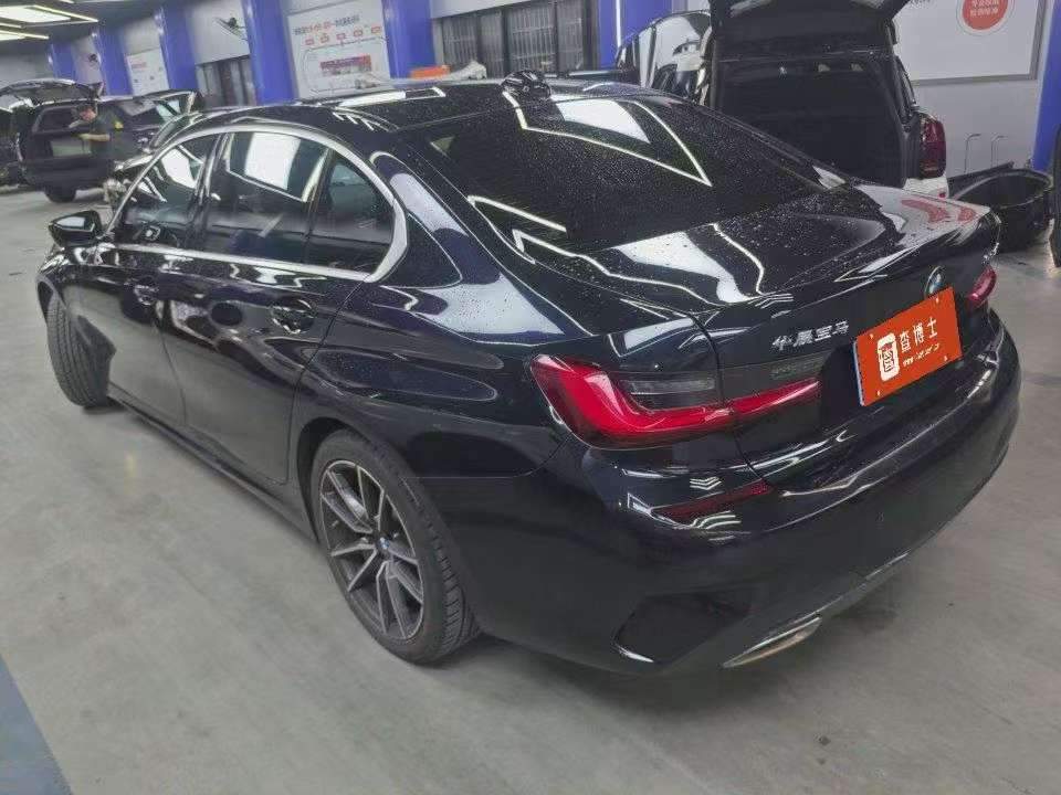 BMW 3 Series 2020 325Li M Sport Package 9