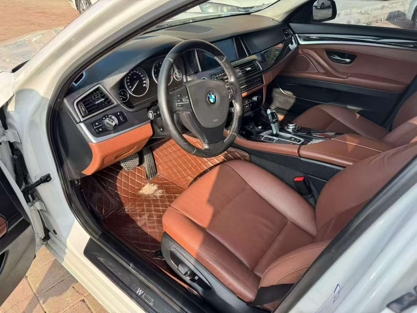 BMW 5 Series 2015 BMW 5 Series 4