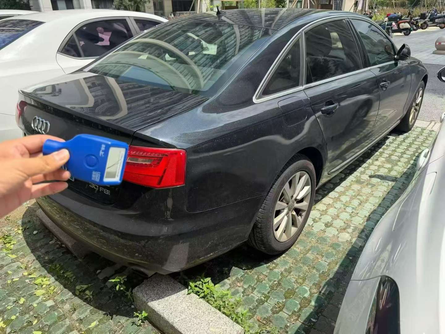 Audi A6 2.5L Comfort 6