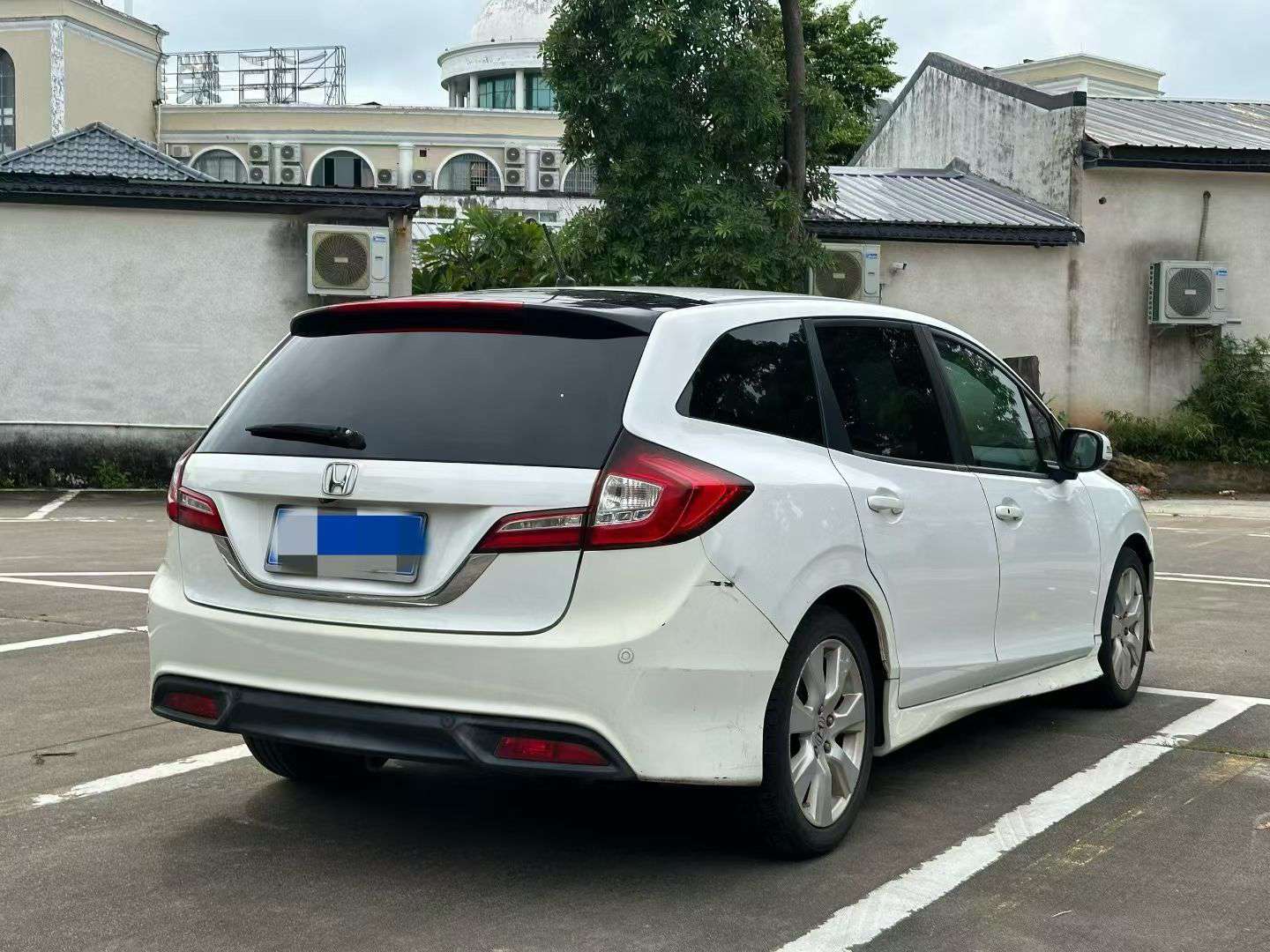 Honda Jade 1.8L 5-Seat Automatic Elite Edition 7