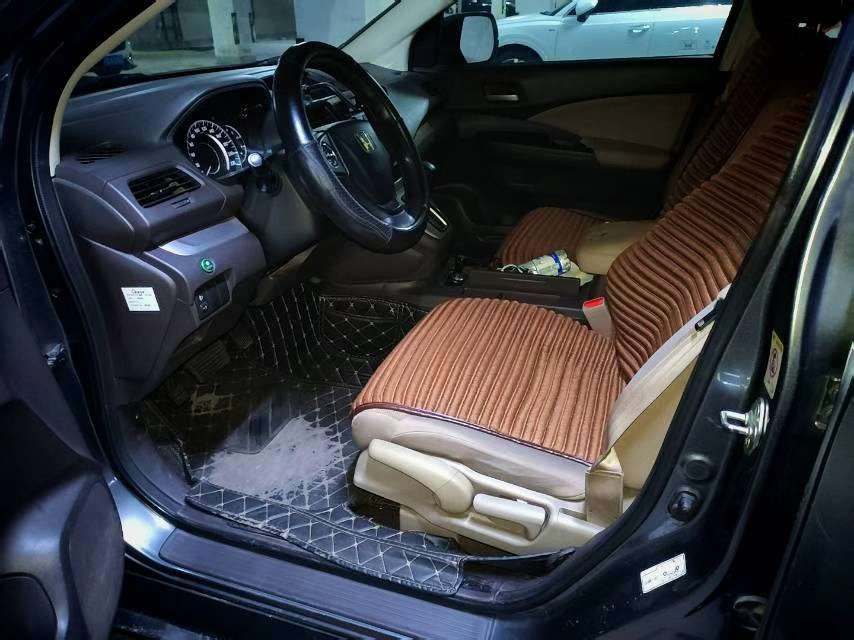 Honda CR-V 2.0L Automatic No Sunroof 3