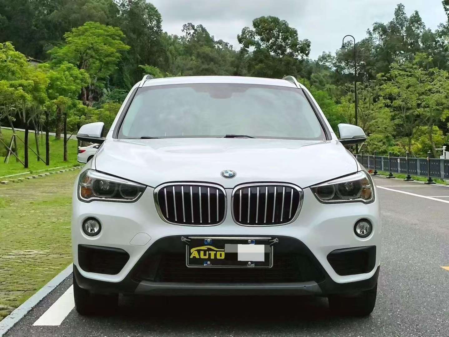 BMW X1 2019 sDrive20Li 2.0T Leading Edition 2