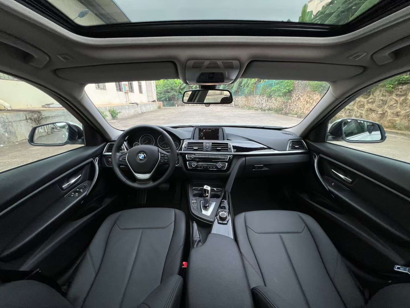 BMW 3 Series 2016 320Li Fashion 3