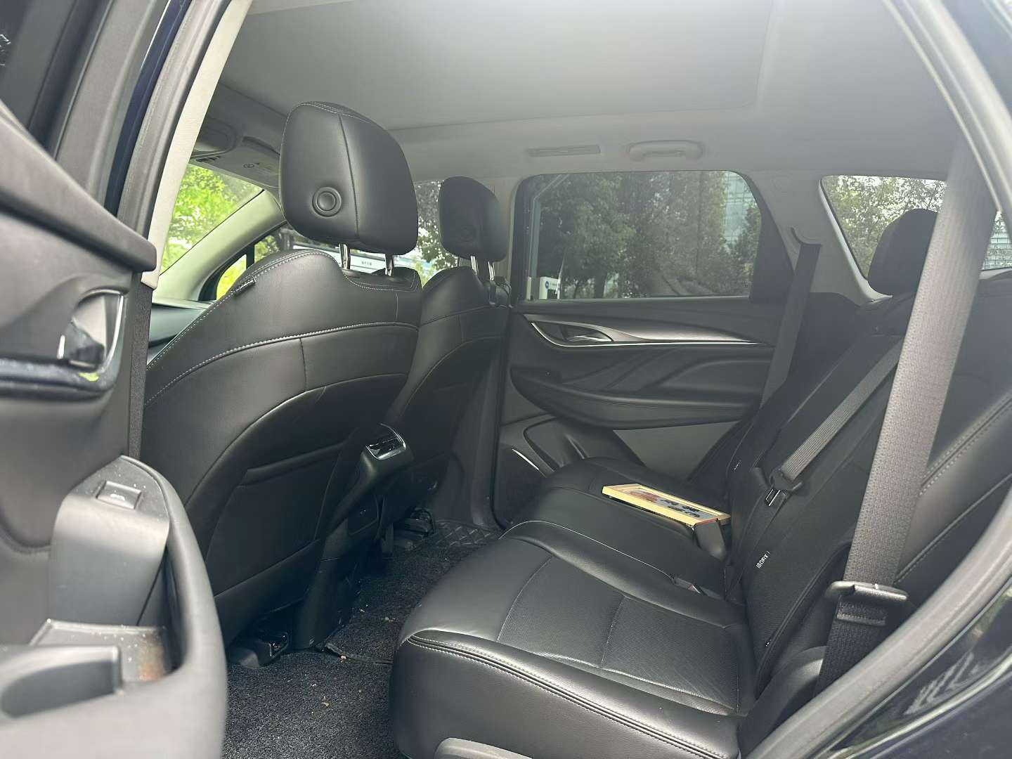 Buick Enclave 2022 AWD Premium 7-Seater 5