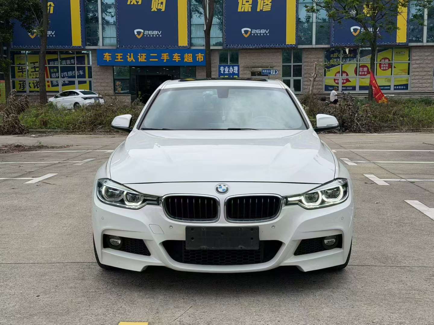 BMW 3 Series 320i M Sport 3