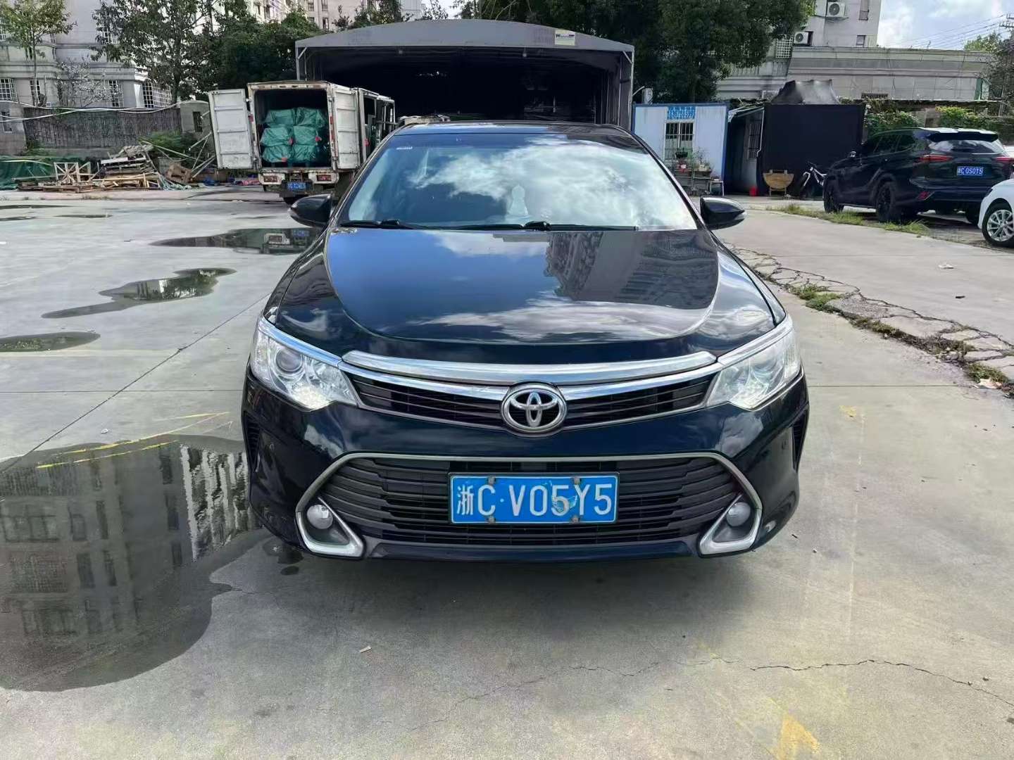 Toyota Camry 2.0G Automatic Leading 2