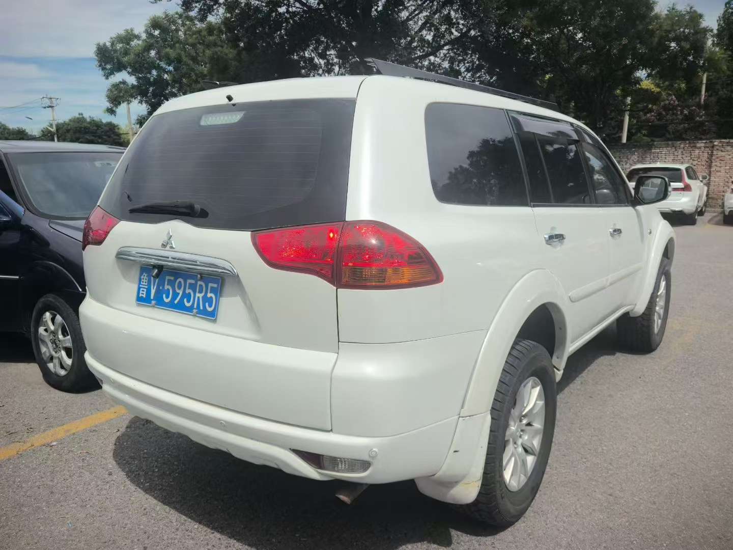 Mitsubishi Pajero Sport 2016 4