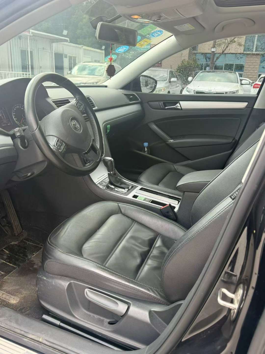 Volkswagen Passat 1.8T Premium 7