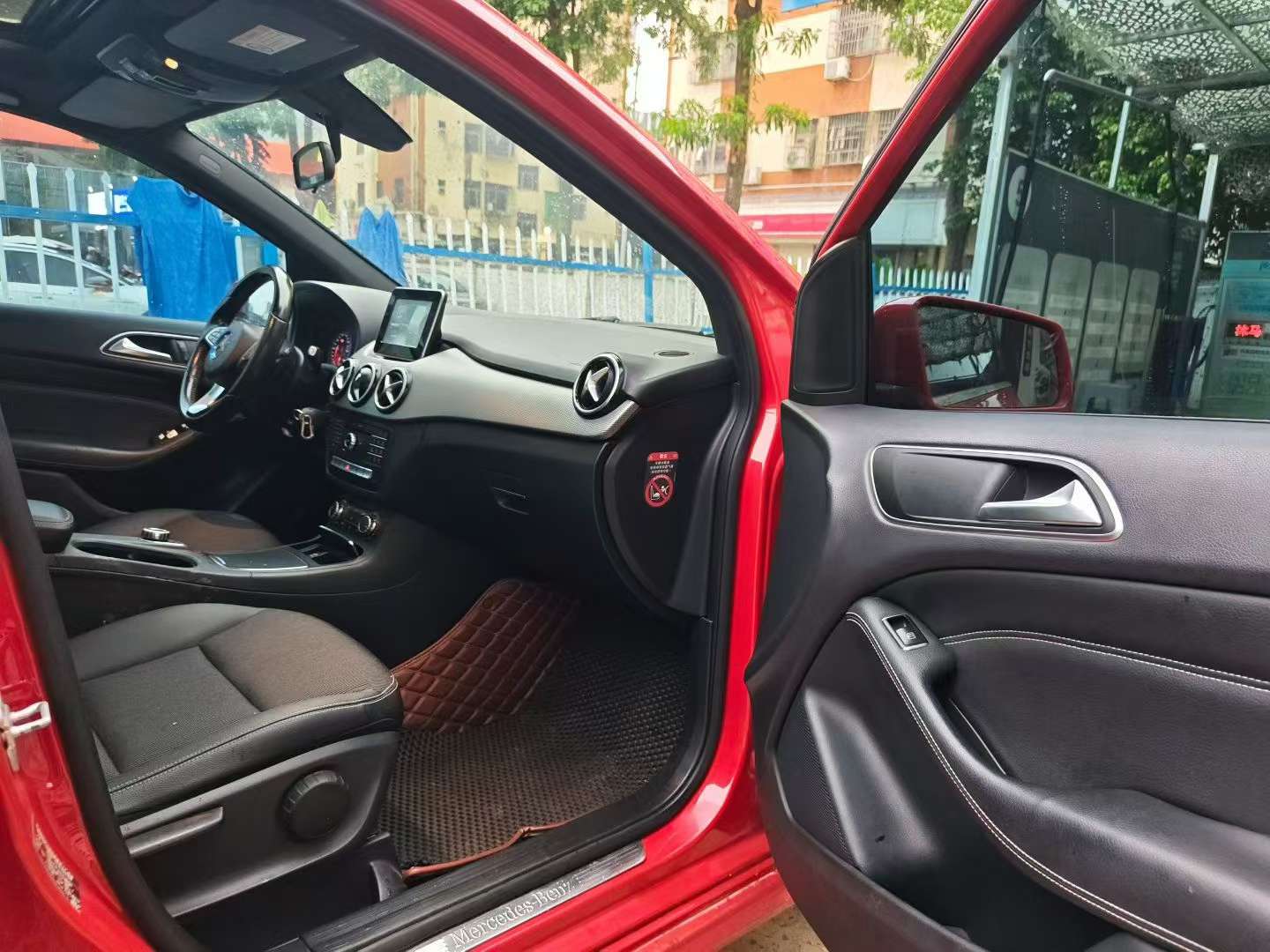 Mercedes-Benz B-Class 6