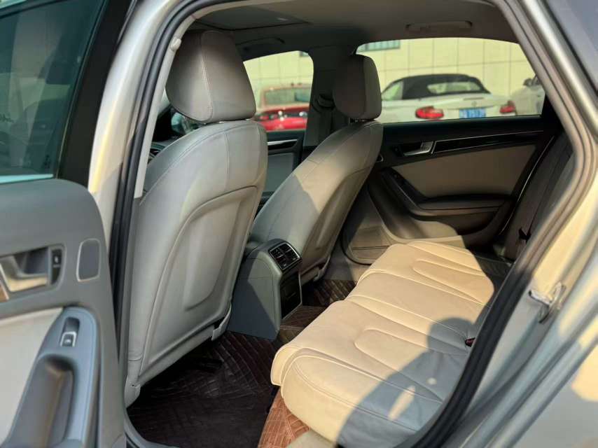 Audi A4L 2.0T Comfort 5