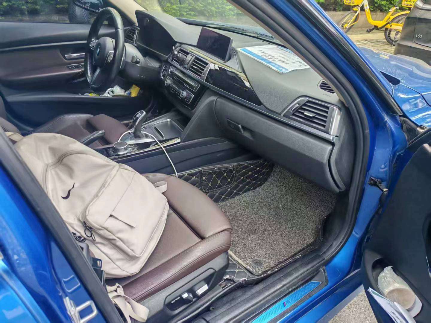 BMW 3 Series 2.0T Leading M Sport Package 4