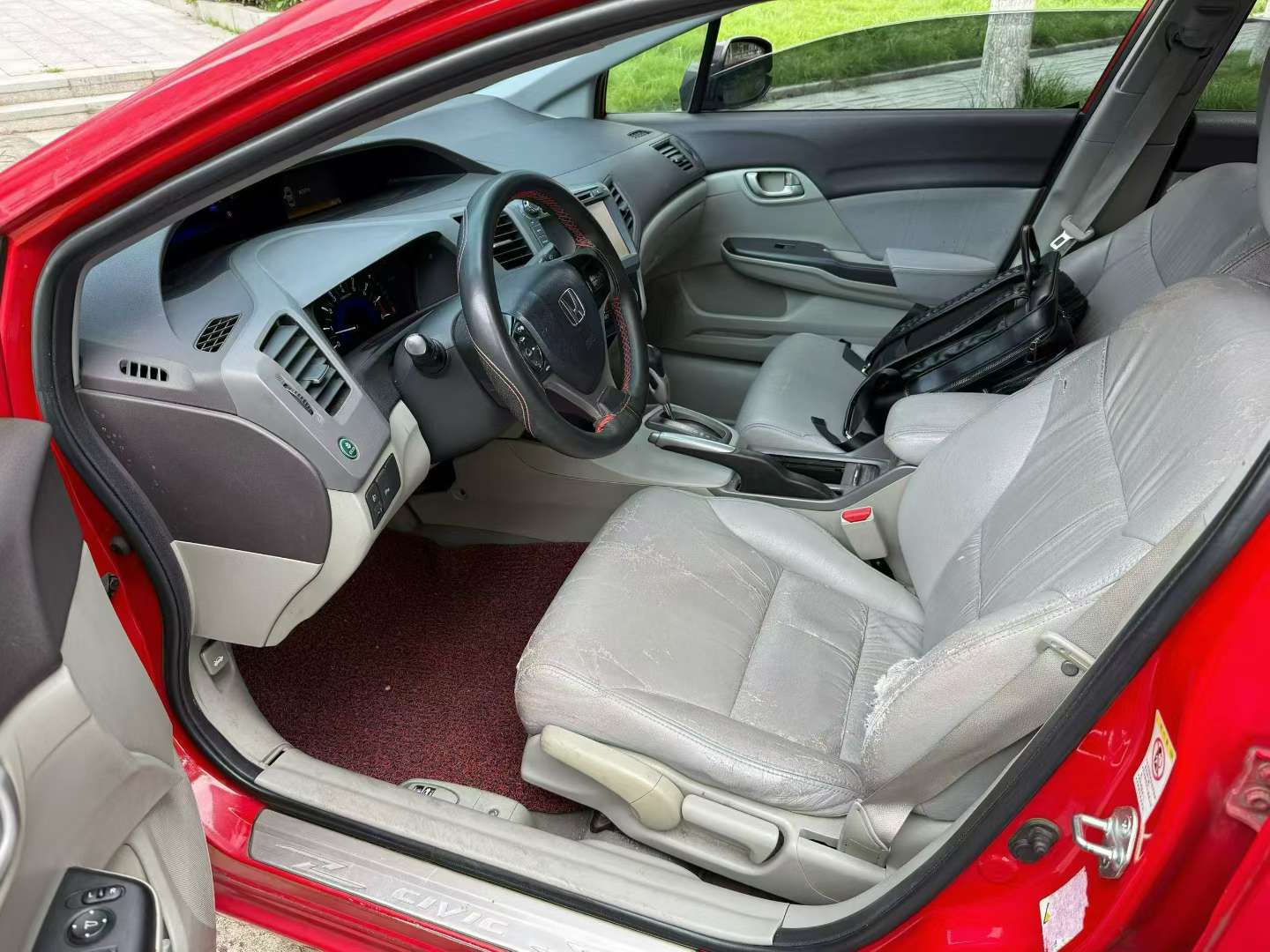 Honda Civic 1.8 Automatic 3