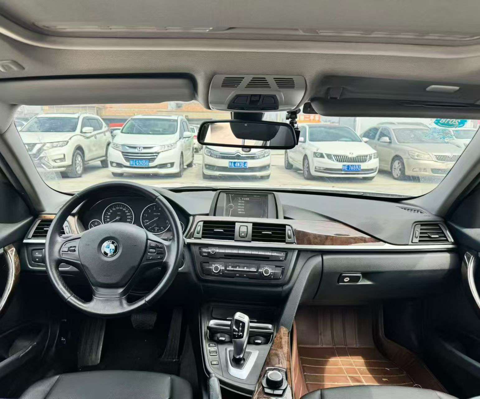 BMW 3 Series 320Li Fashion 4