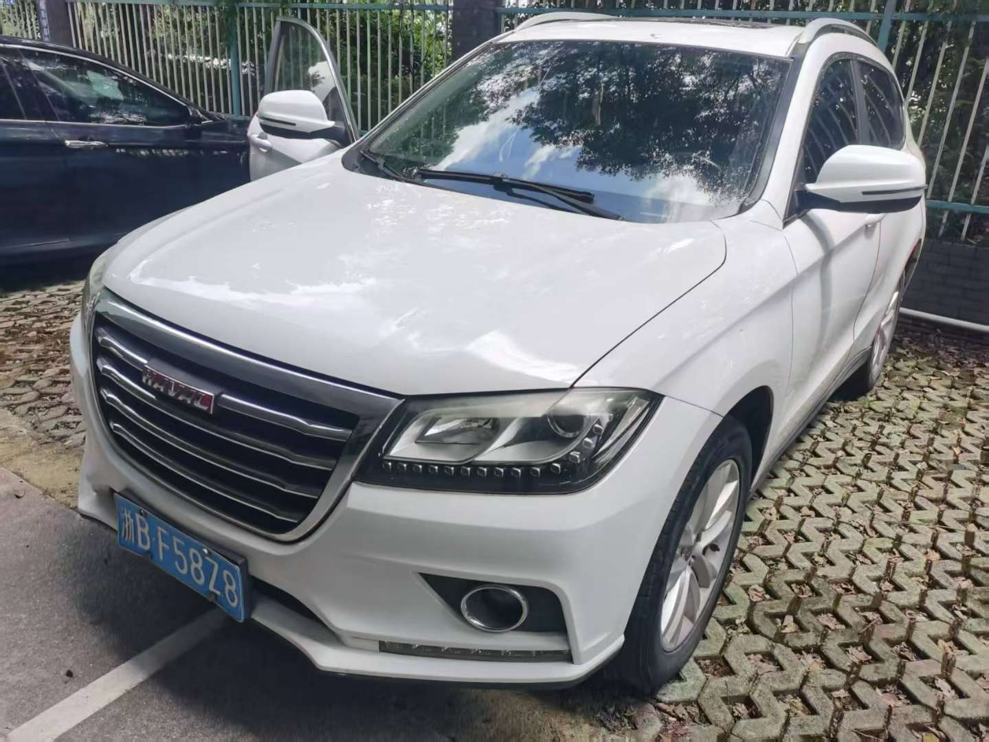 Haval H2 1.5T Automatic Sunroof