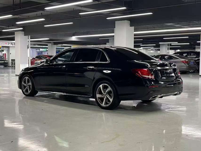 Mercedes-Benz E-Class 2.0T Sport Luxury 5