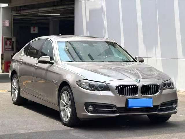 BMW 5 Series 2014 530Li Leading Edition