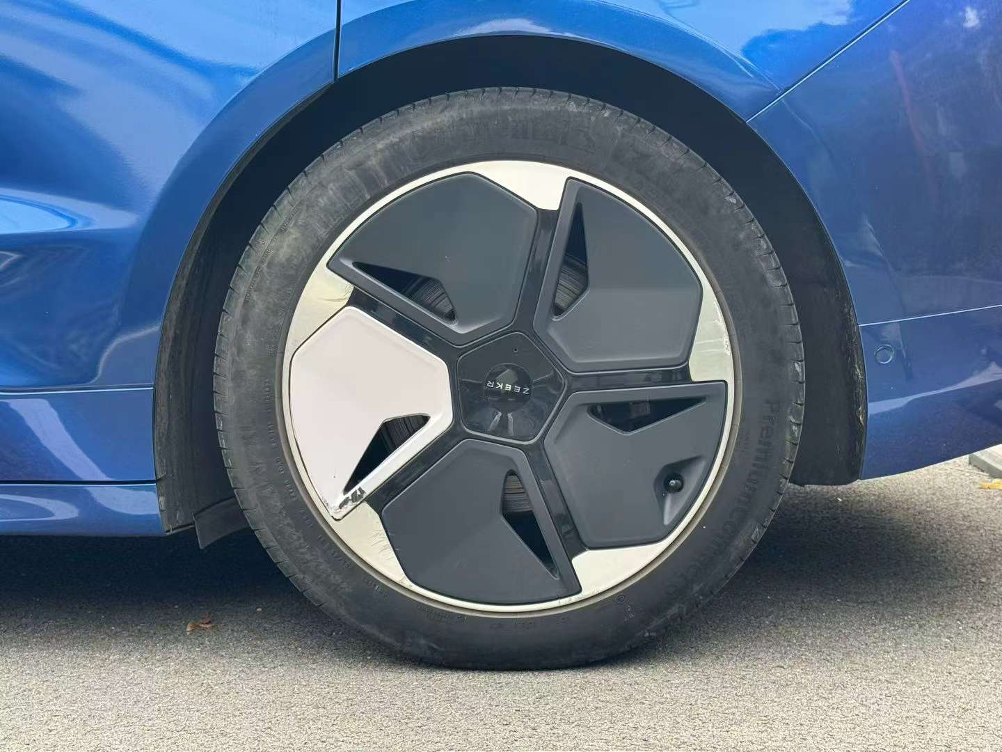 Zeekr 001 Dual Motor AWD WE86 3