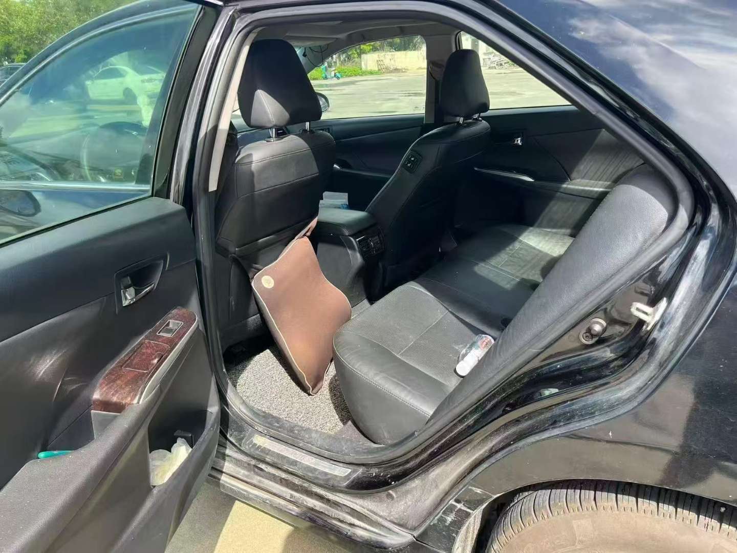 Toyota Camry 2.0G Automatic Leading 7
