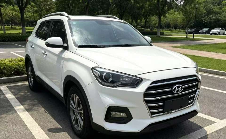 Hyundai ix35 2.0L 2WD Zhiyong Changlian 2