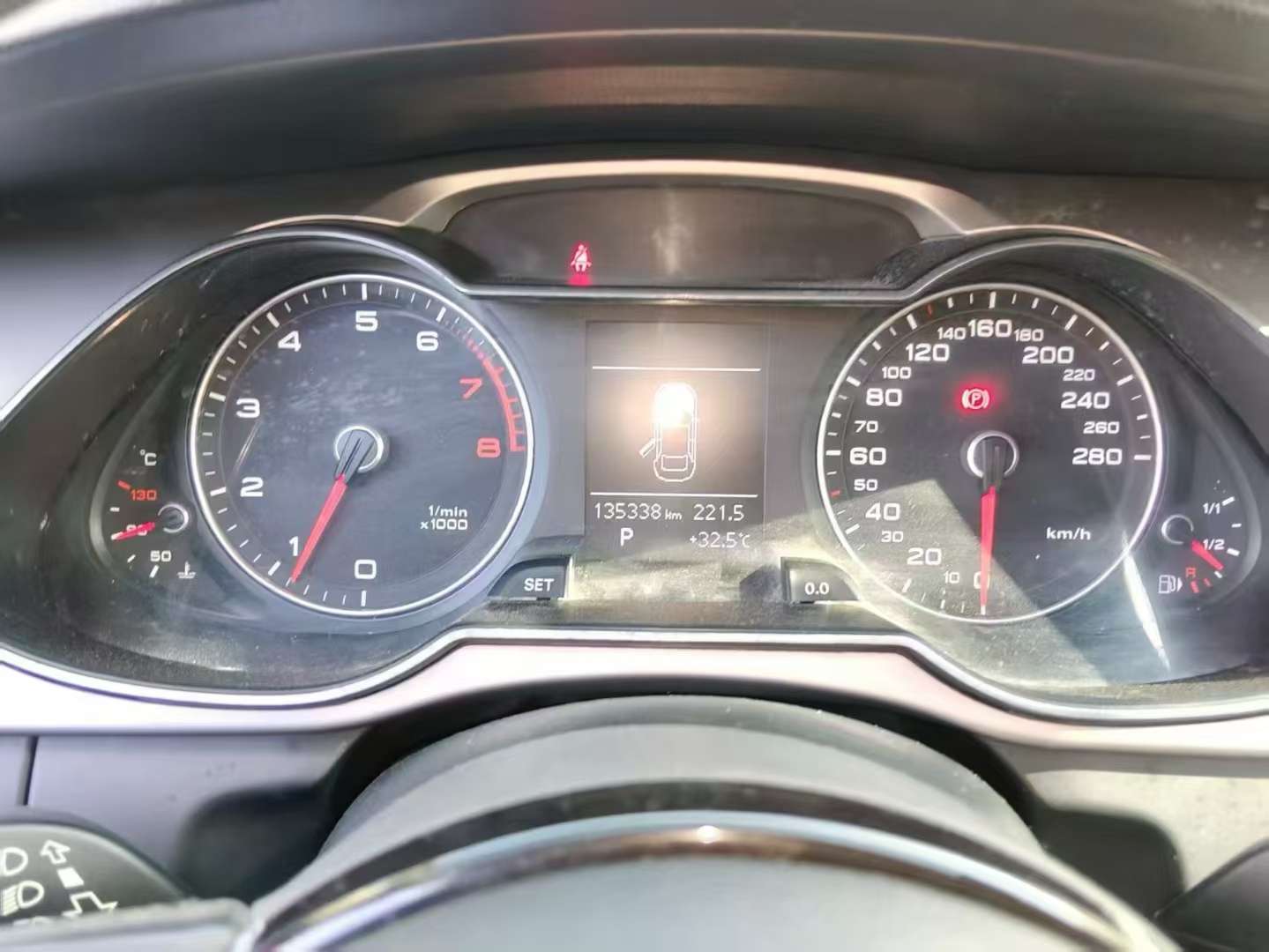 Audi A4L A4L Automatic Sunroof 5