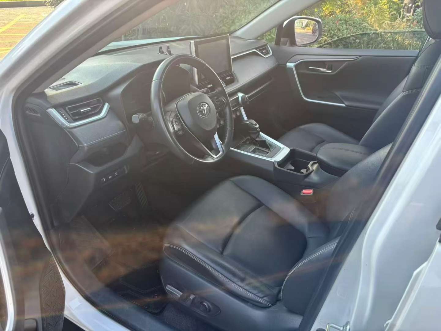 Toyota RAV4 Style Plus 2