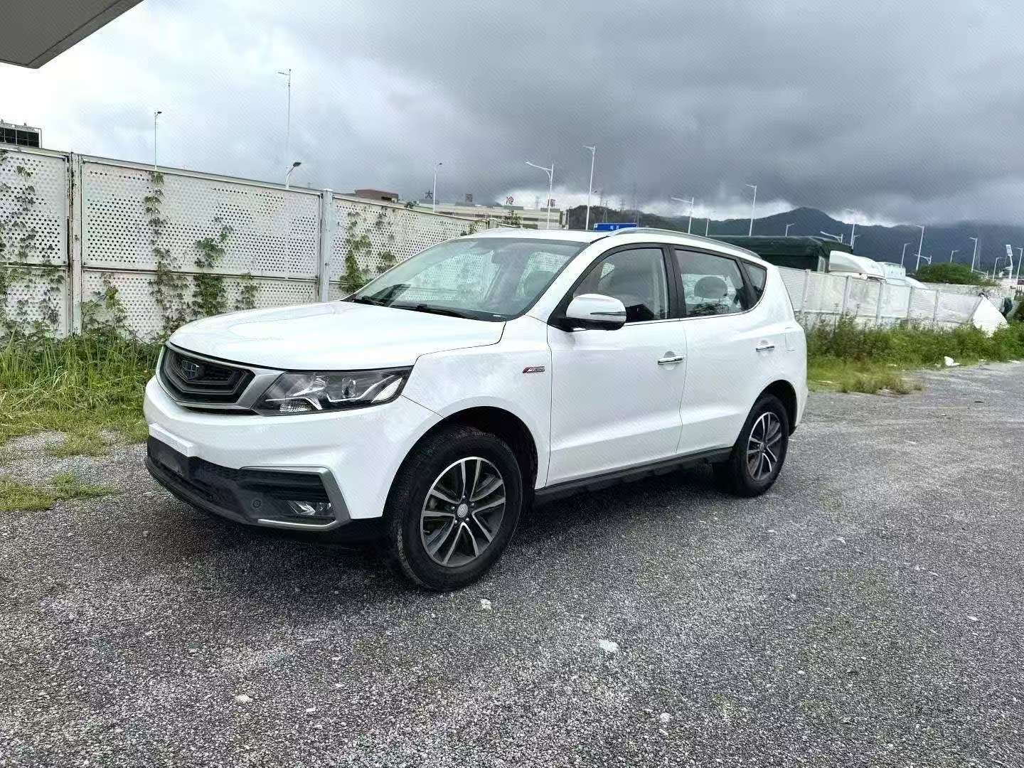 Geely Vision X6 1.4T Automatic 2