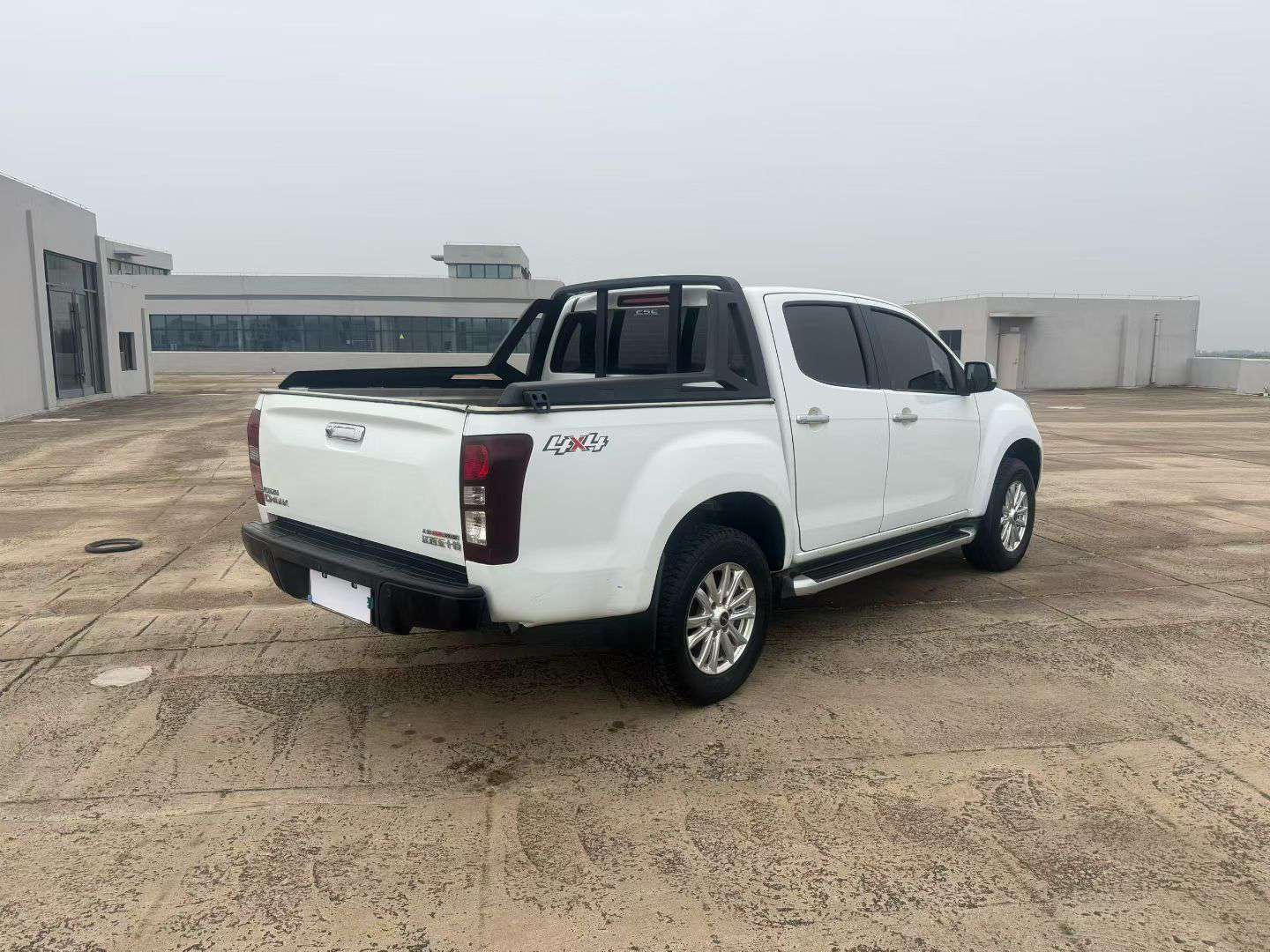Isuzu D-MAX 1.9T Automatic Diesel 4WD Comfort Edition 7