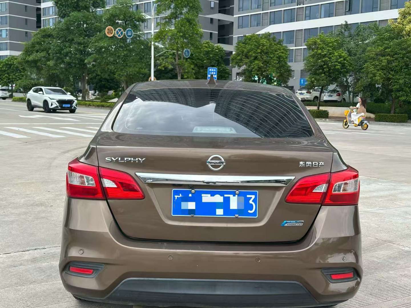 Nissan Sylphy 2017 1.6L Automatic Luxury 8