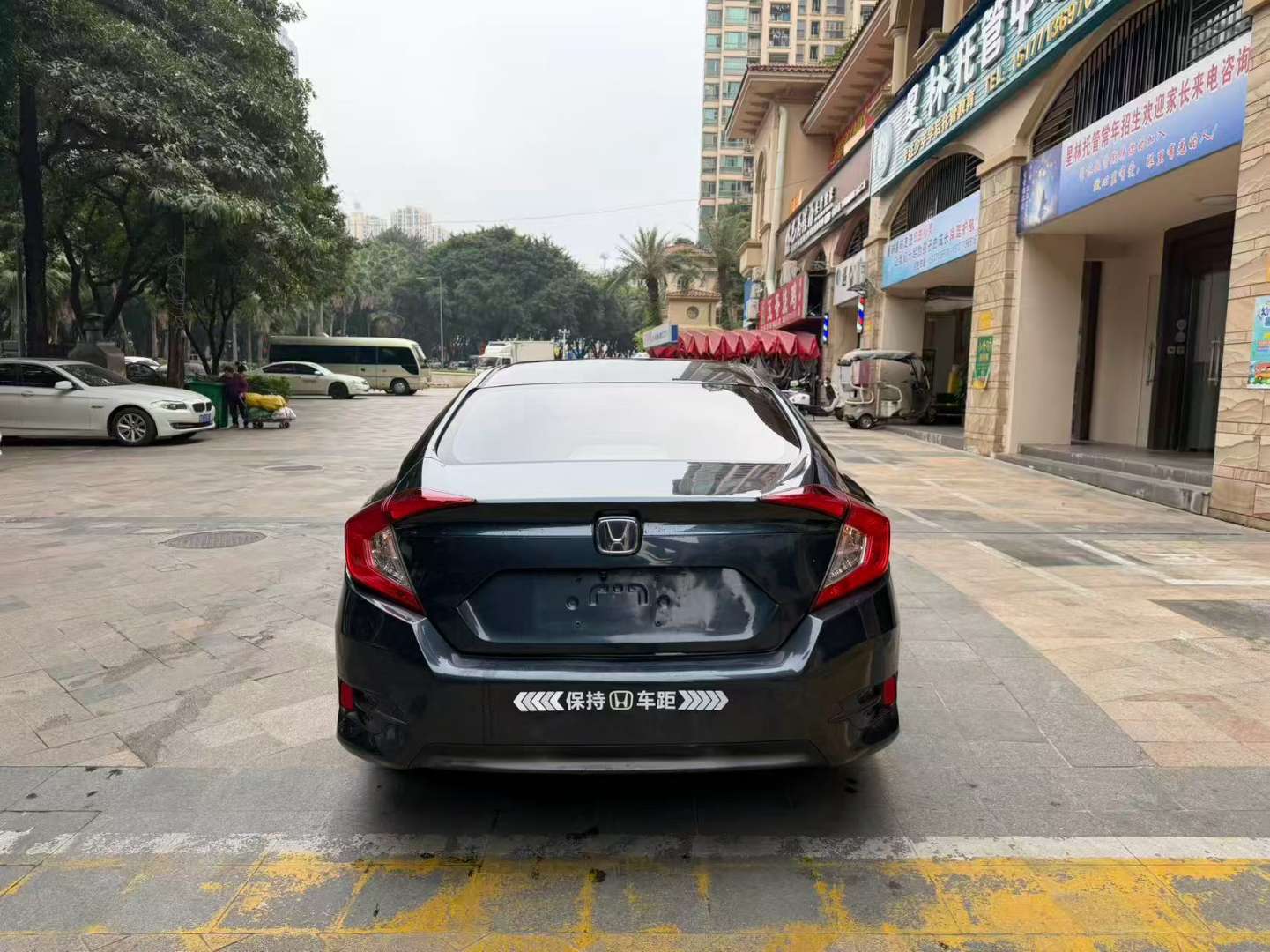 Honda Civic 1.0T Automatic Sunroof Comfort Edition 3