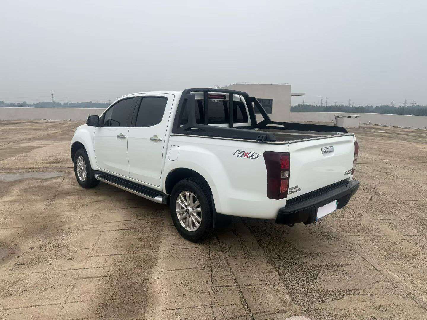 Isuzu D-MAX 1.9T Automatic Diesel 4WD Comfort Edition 9