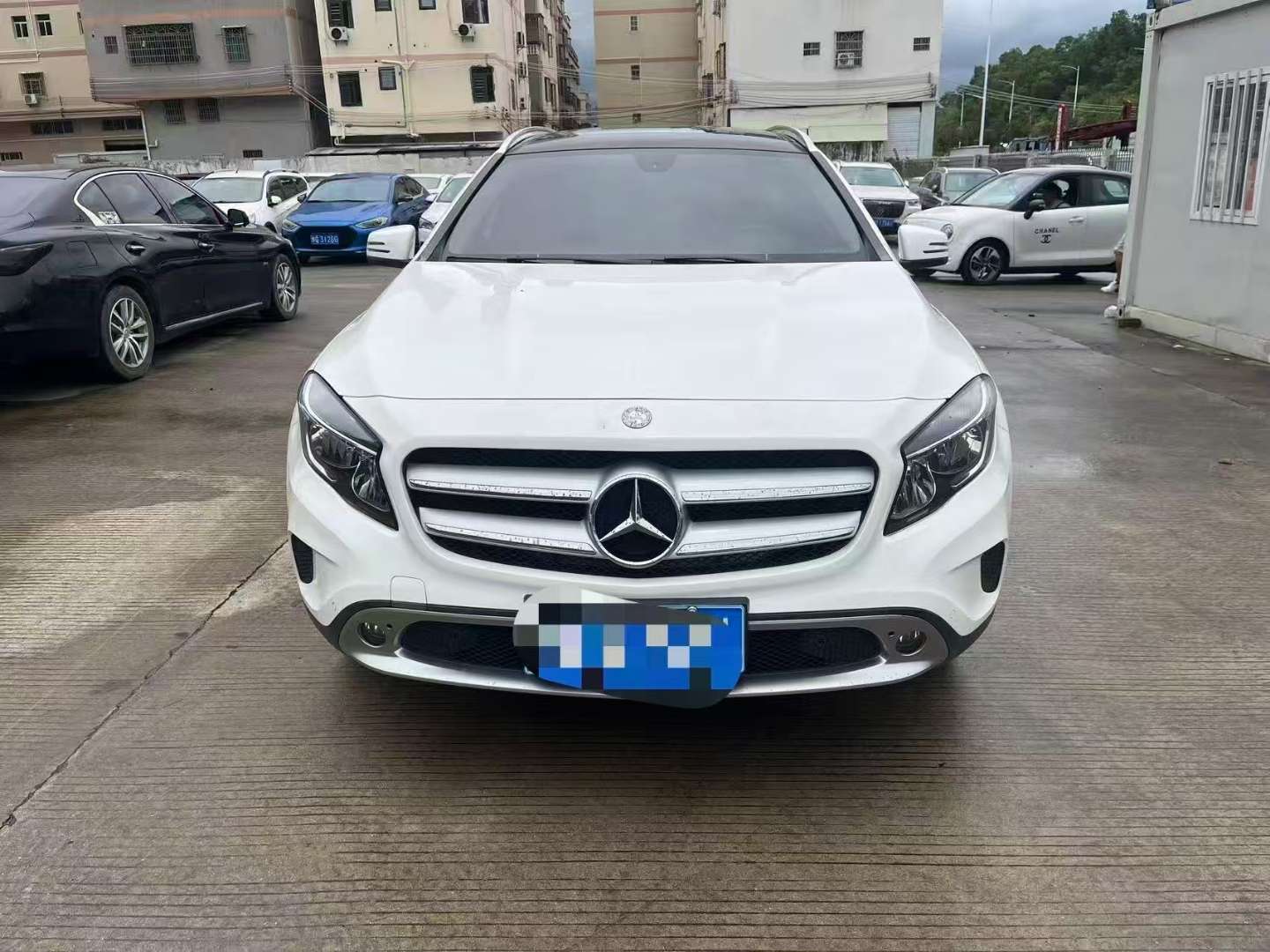 Mercedes-Benz GLA 1.6T Zhonggan Edition 2