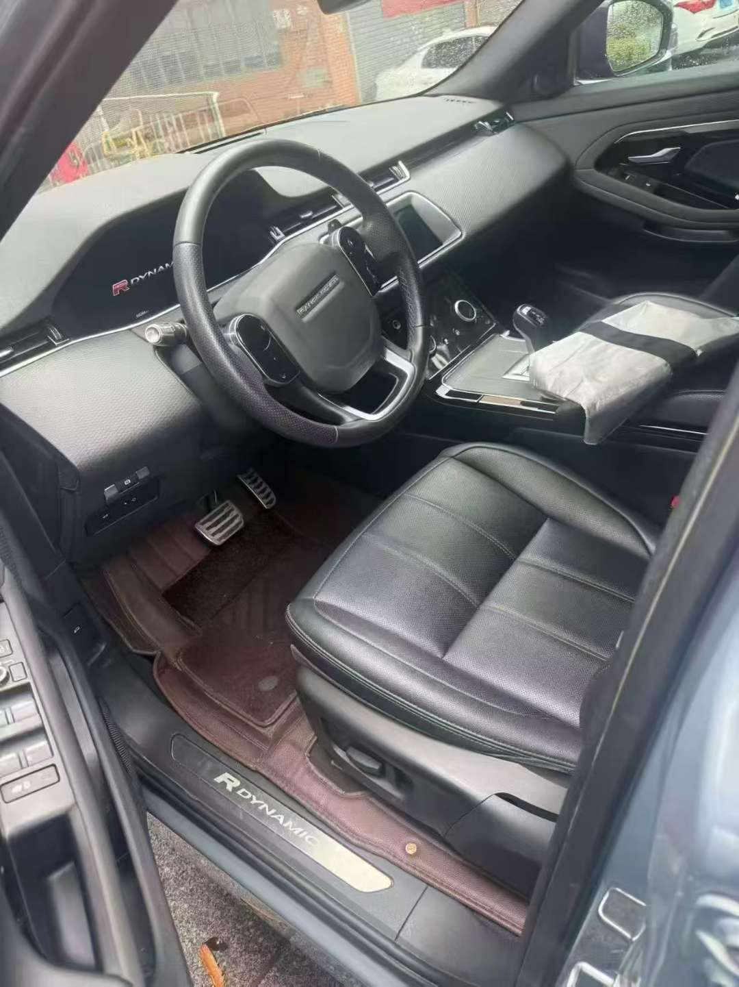 Land Rover Range Rover Evoque 4