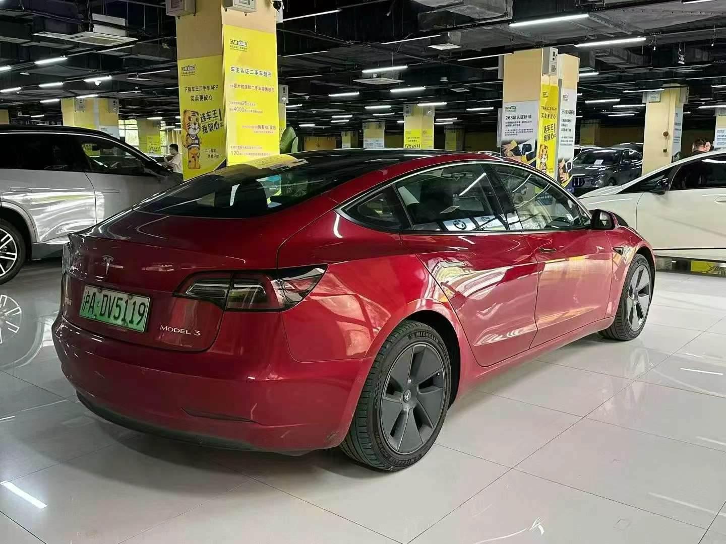Tesla Model 3 21 6