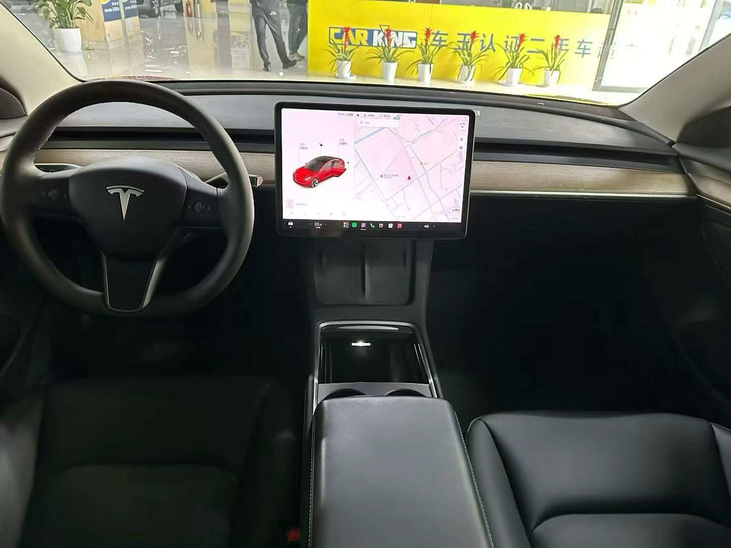 Tesla Model 3 21 8
