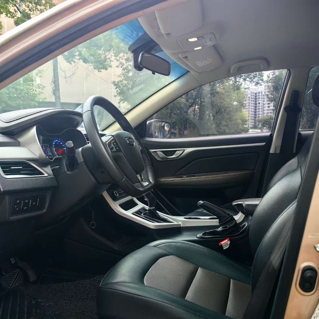 Geely Vision 4