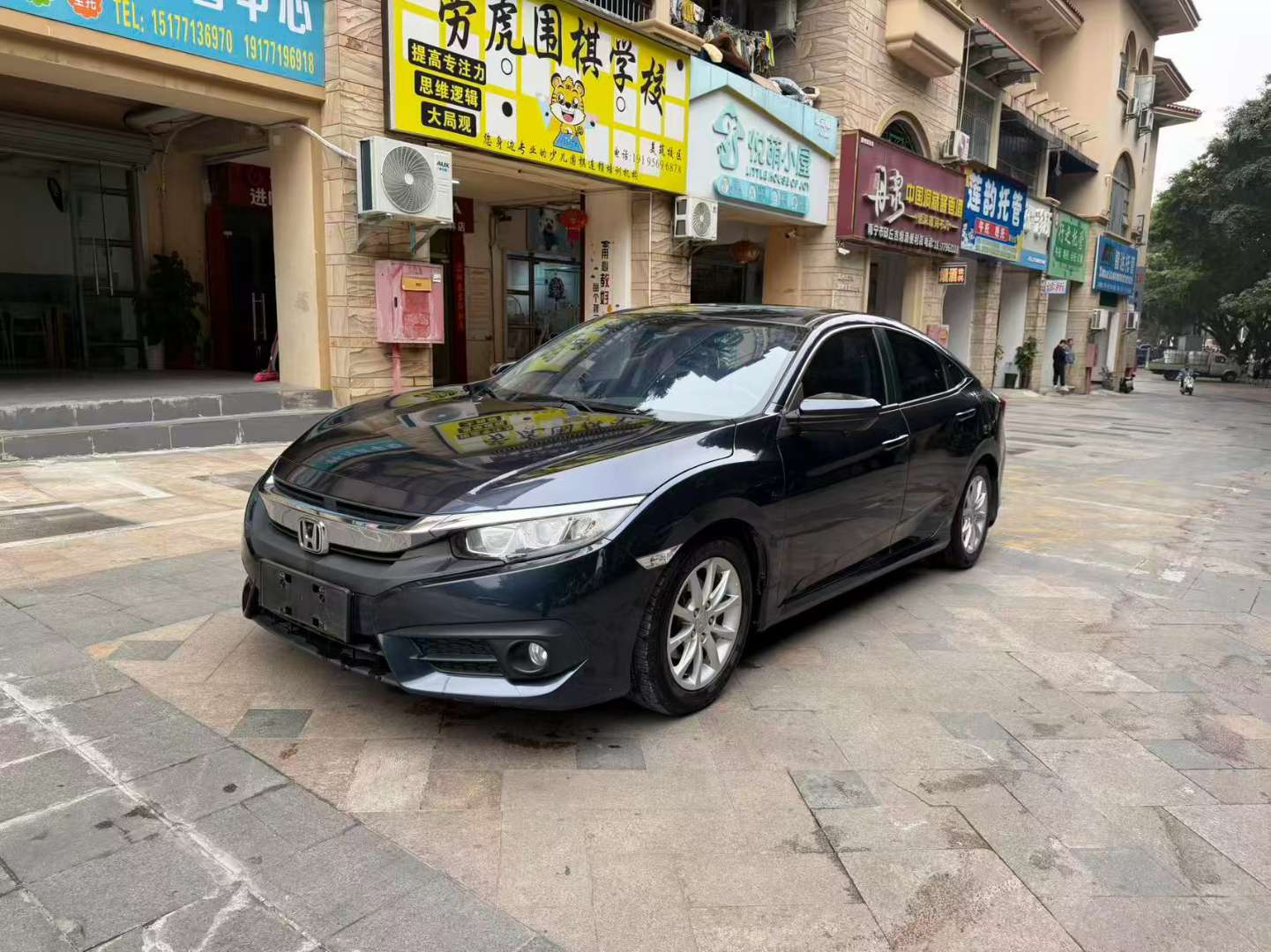 Honda Civic 1.0T Automatic Sunroof Comfort Edition 2