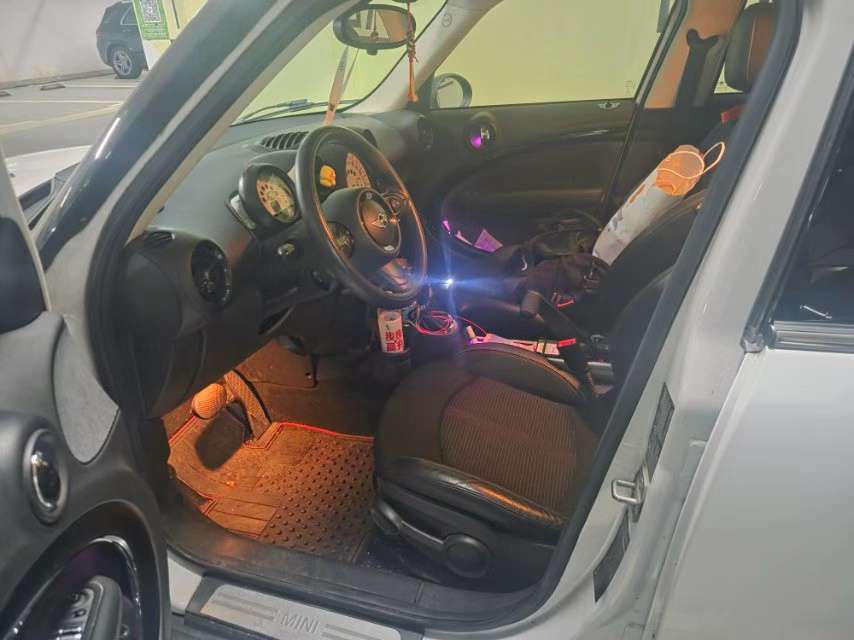 BMW MINI 1.6T AWD Fun 3