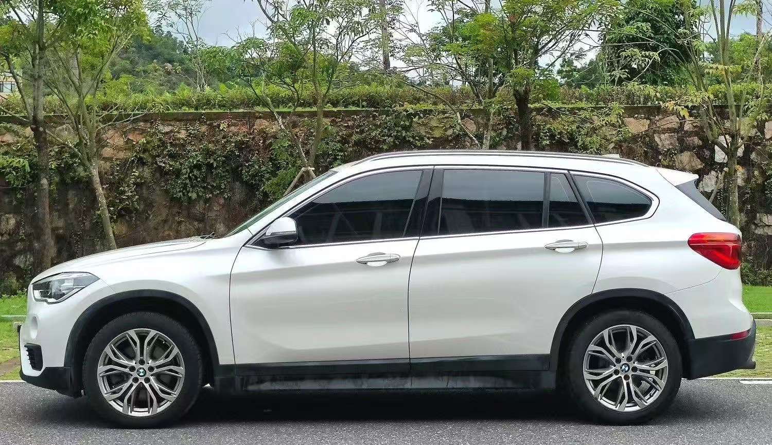 BMW X1 2019 sDrive20Li 2.0T Leading Edition 5