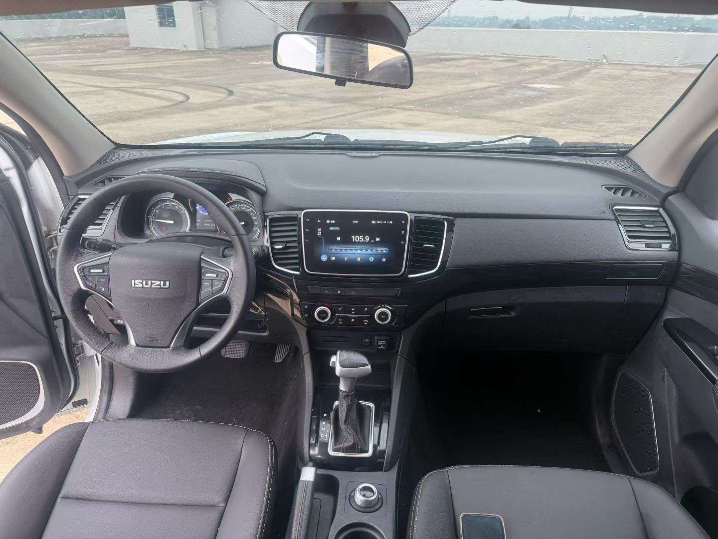 Isuzu D-MAX 1.9T Automatic Diesel 4WD Comfort Edition 5