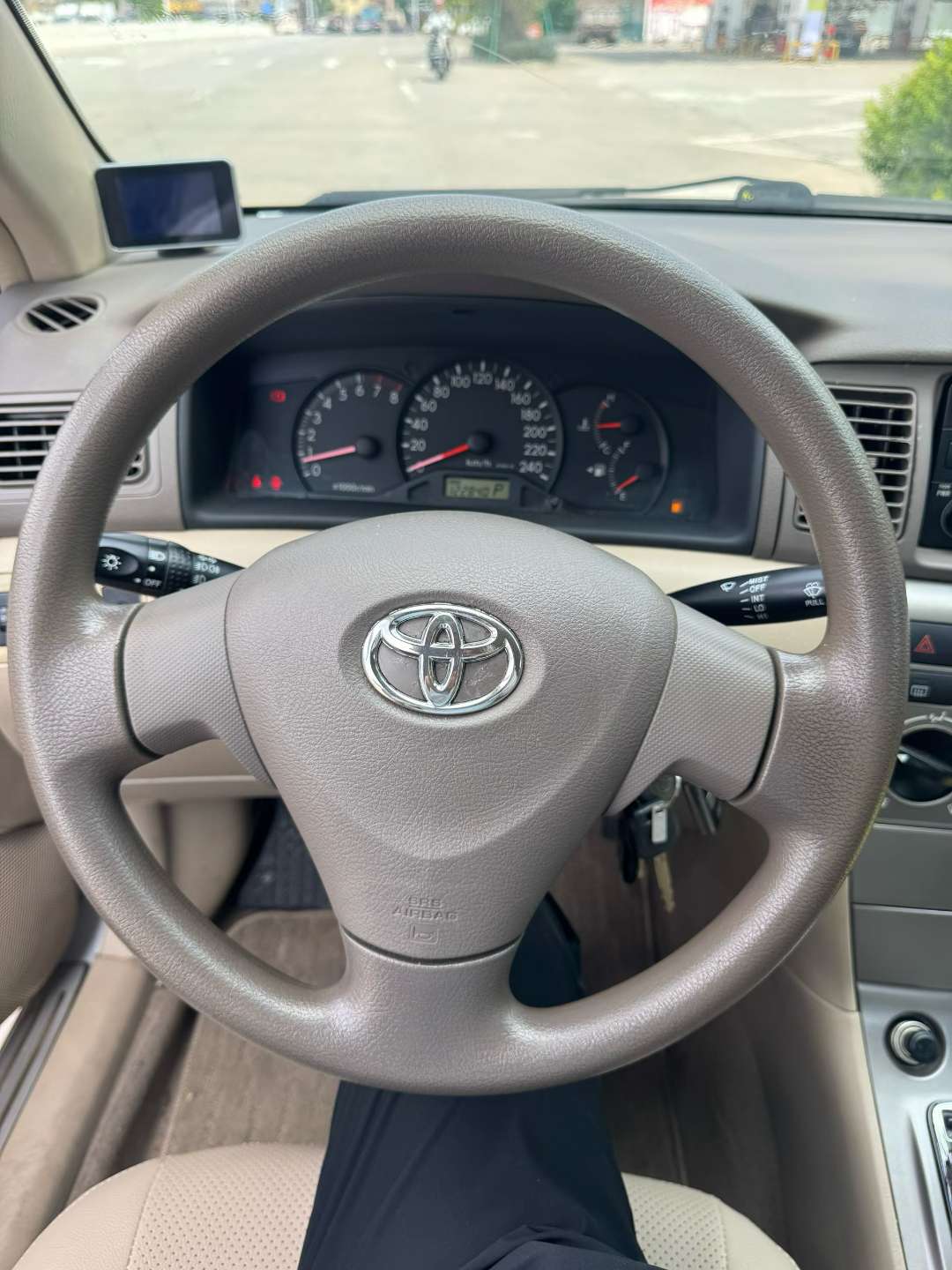 Toyota Corolla 1.6 Automatic 4