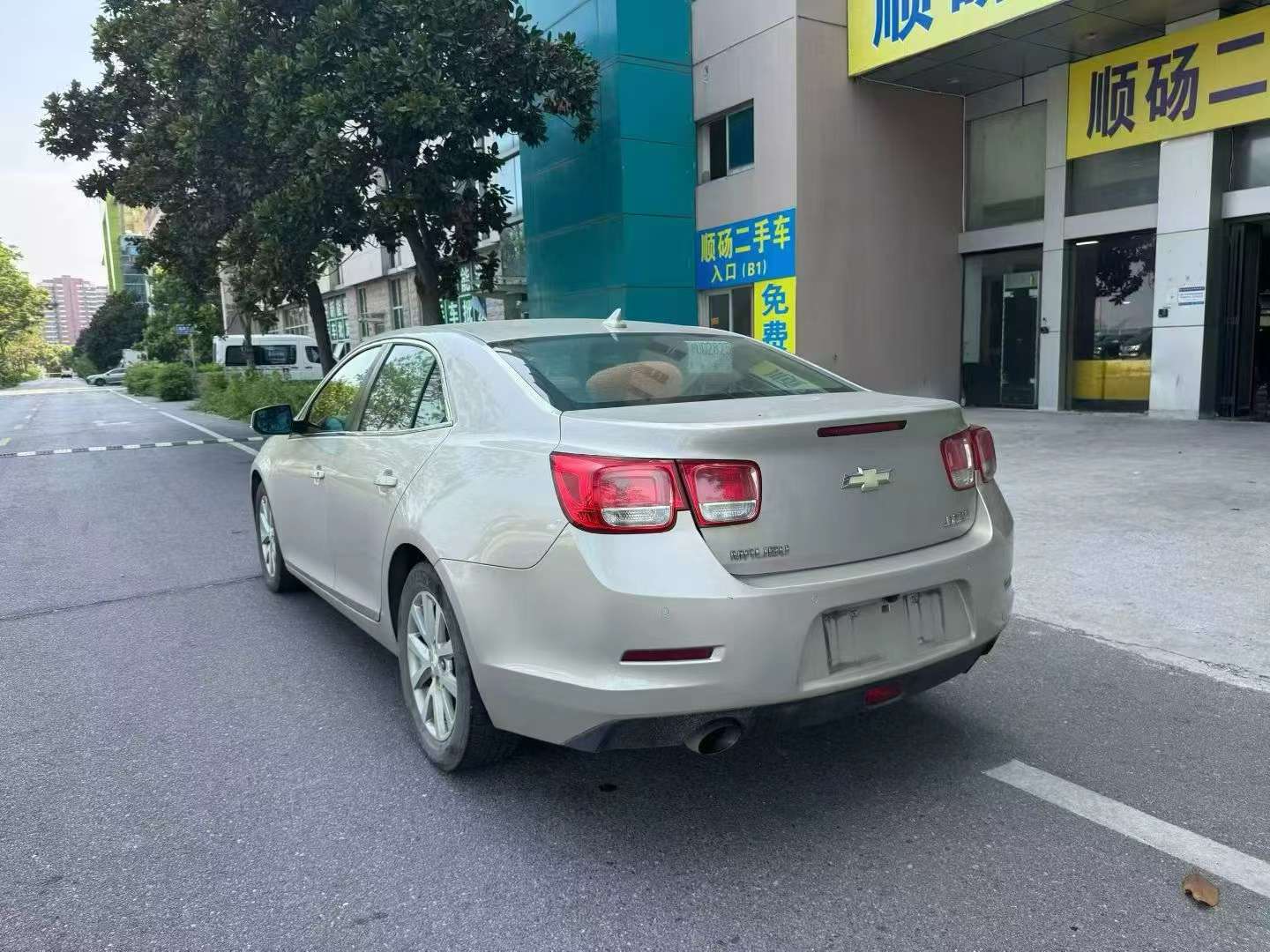 Chevrolet Malibu 2014 2.0L Automatic Sunroof Luxury 5
