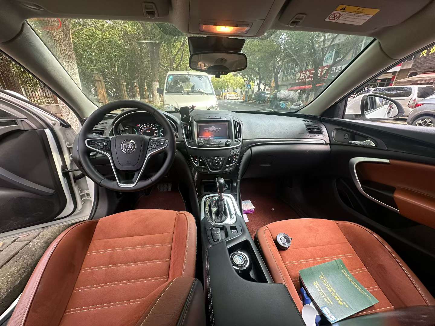 Buick Regal 2015 1.6T Automatic Sunroof 6