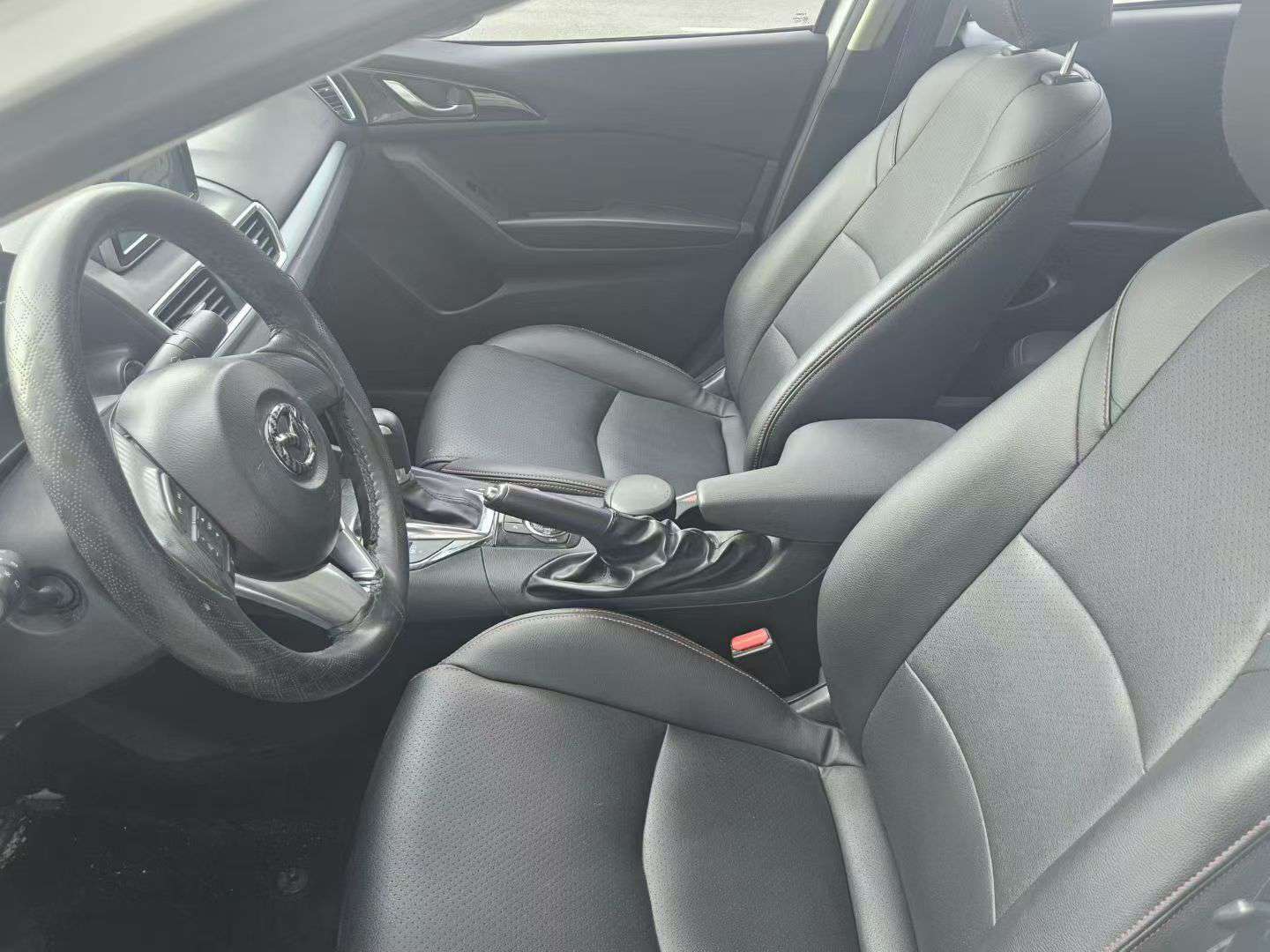 Mazda Axela 1.5L Automatic 3