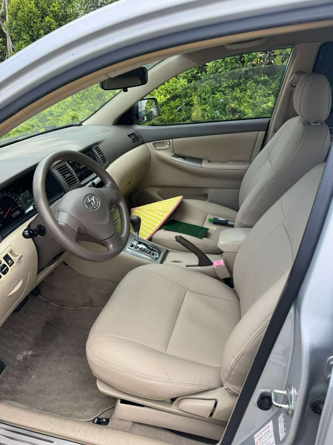 Toyota Corolla 1.6 Automatic 2