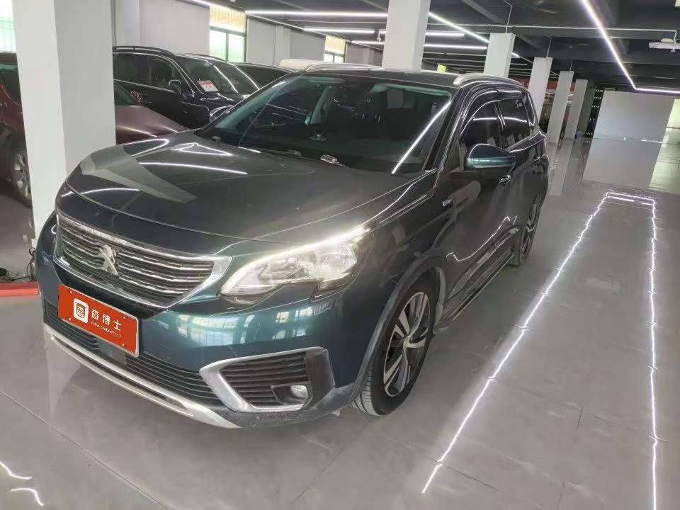 Peugeot 5008 2